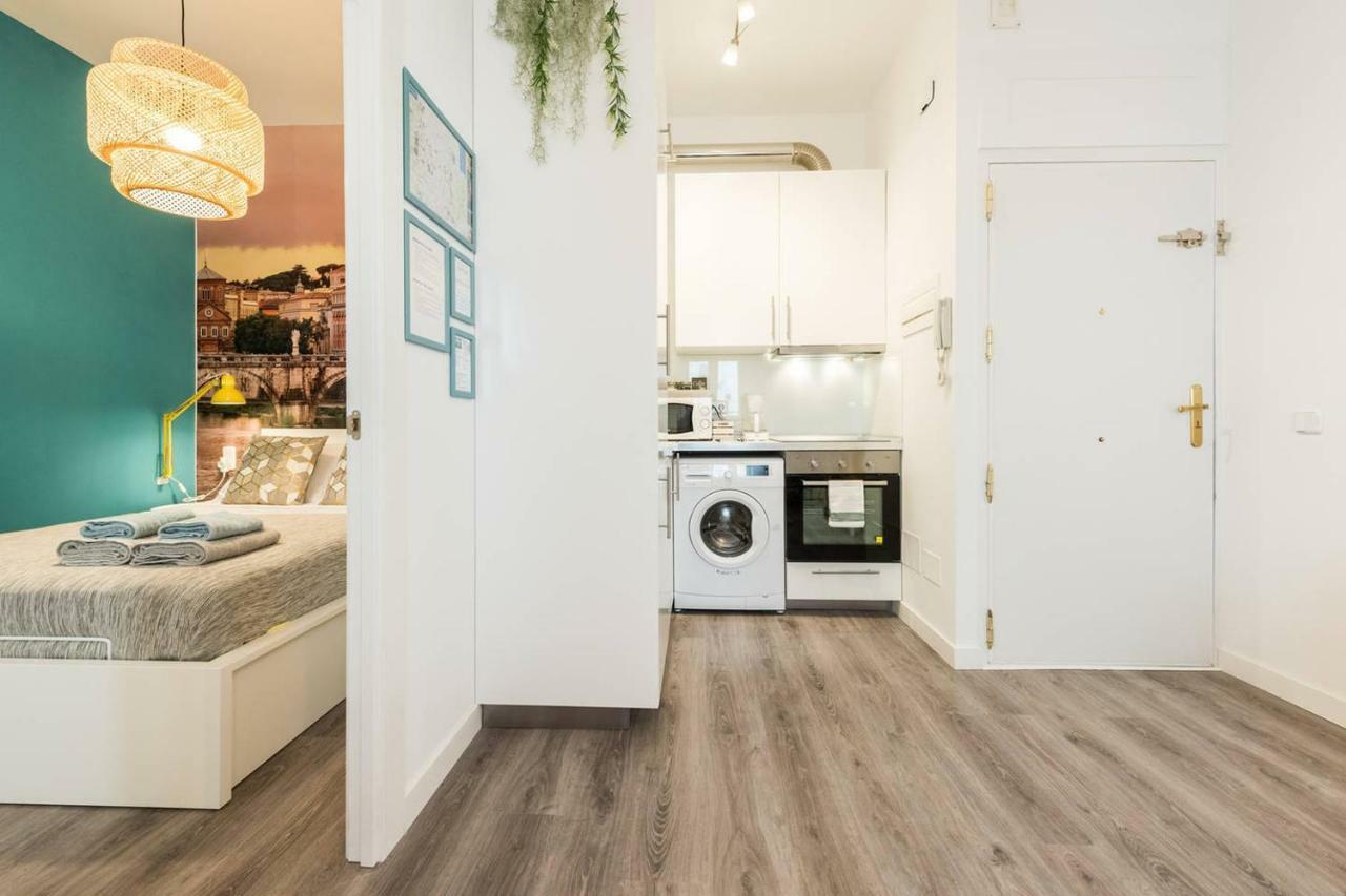 Piso En Calle Provisiones Madrid Exterior photo